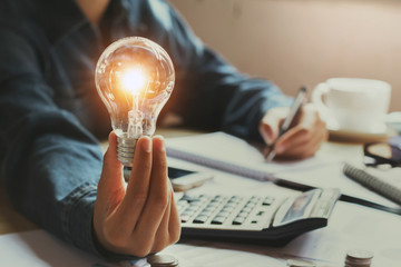 哪些养生知识适合在秋季发给顾客？