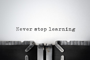 两个人互相暗恋有什么特征？