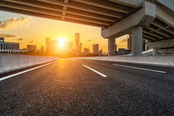 两个人互相暗恋有什么特征？