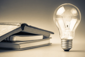 两个人互相暗恋有什么特征？